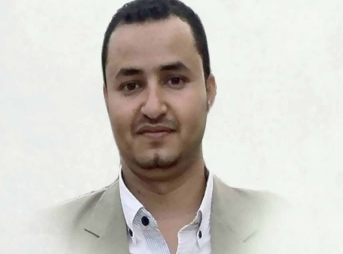 تدهور صحة الصحفي المنصوري في سجون ميليشيا الحوثي
