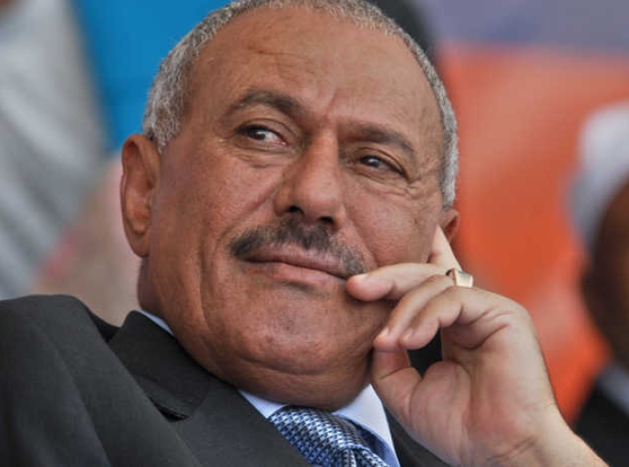 بيان صحفي لصحفيات بلا قيود حول حادثة الاعتداء على المتظاهرات المطالبات بجثمان الرئيس السابق صالح