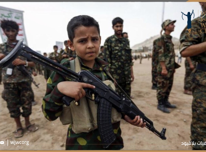 صحفيات بلاقيود تدين استمرار الحوثيين في تجنيد الأطفال 