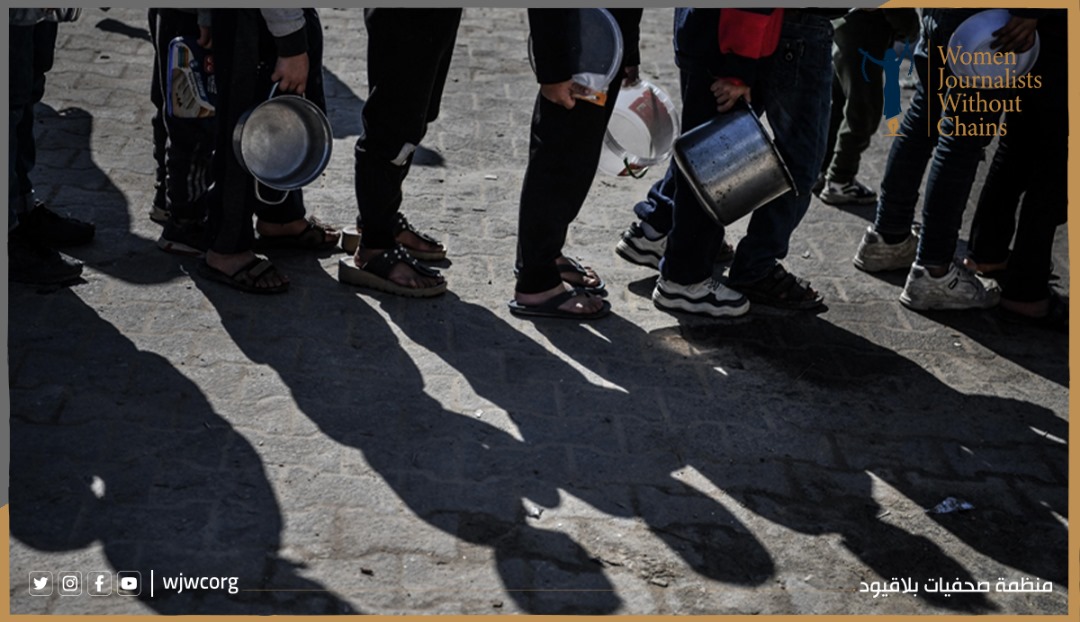من الإبادة بالجوع إلى التهجير بالمساعدات.. أدوات الاحتلال لتفريغ غزة 